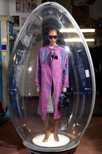 Look 7